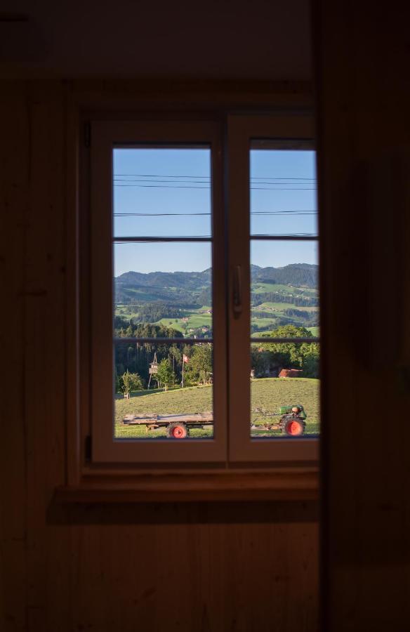 Restaurant Und Kaeserei Berghof Ganterschwil ภายนอก รูปภาพ
